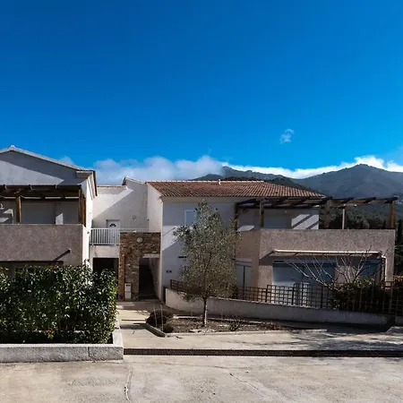 Le Clos D'oletta Апартаменты