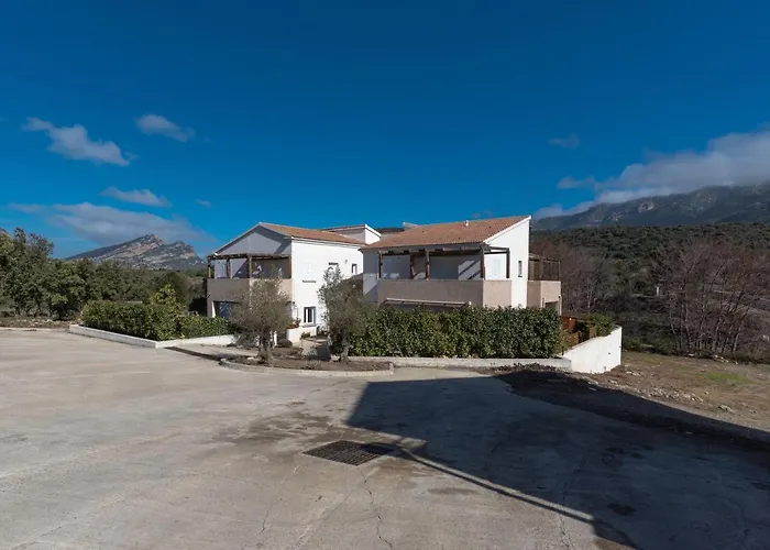 Le Clos D'oletta Apartment